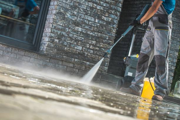Best Driveway Cleaning and Restoration in Spencer, IA